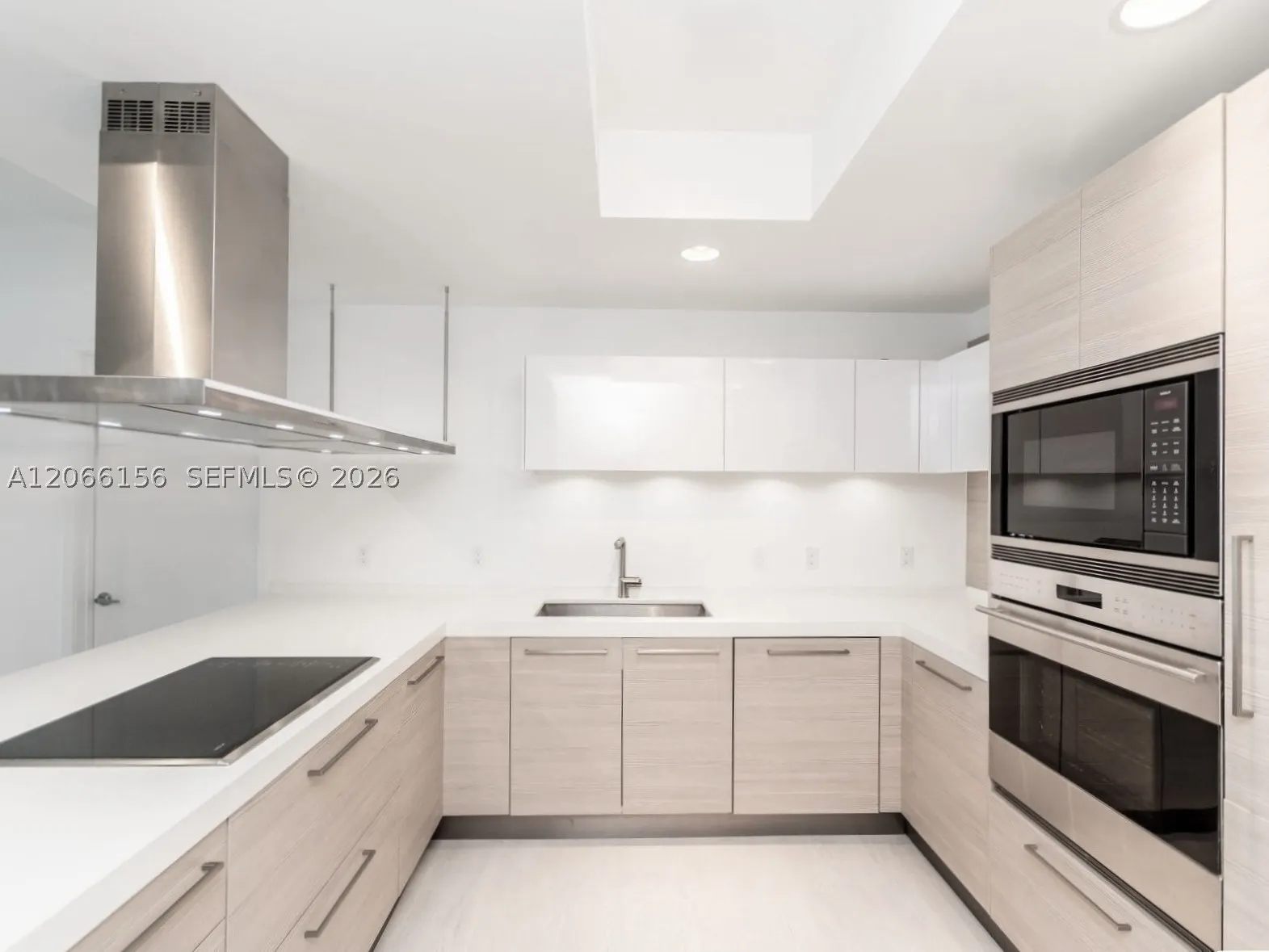 17301 Biscayne Blvd #1004