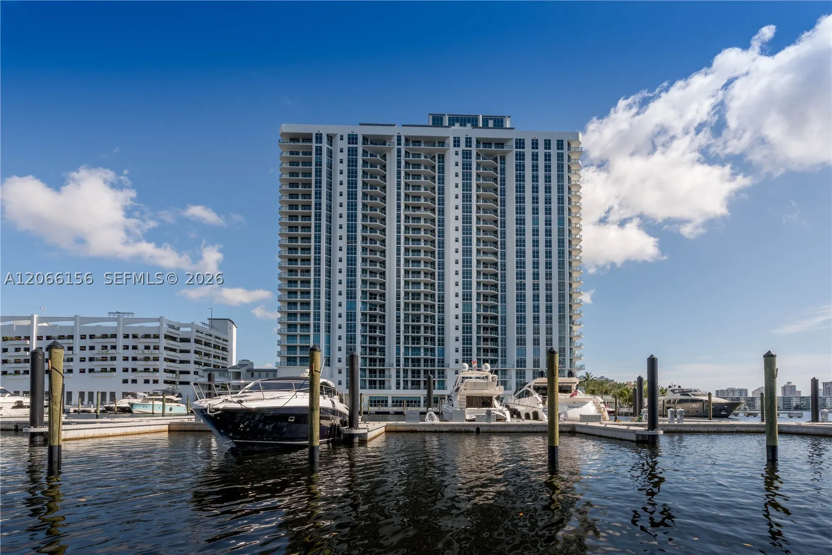 17301 Biscayne Blvd #1004