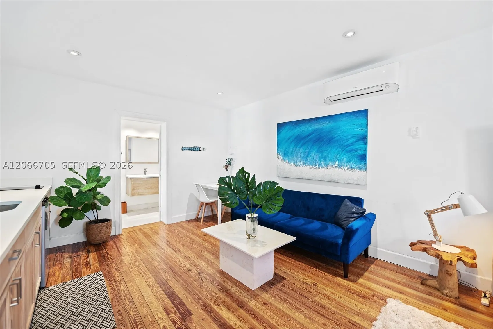 36 Phoenetia Ave