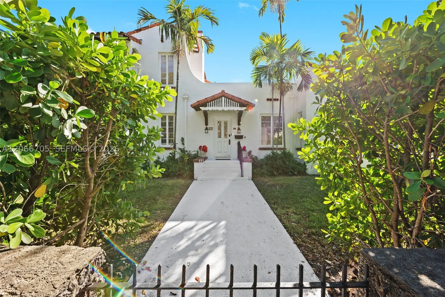 36 Phoenetia Ave