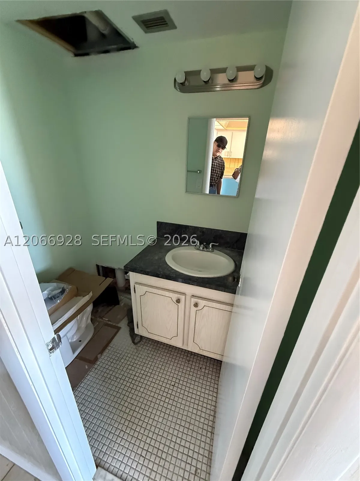 2025 NE 164th St #707