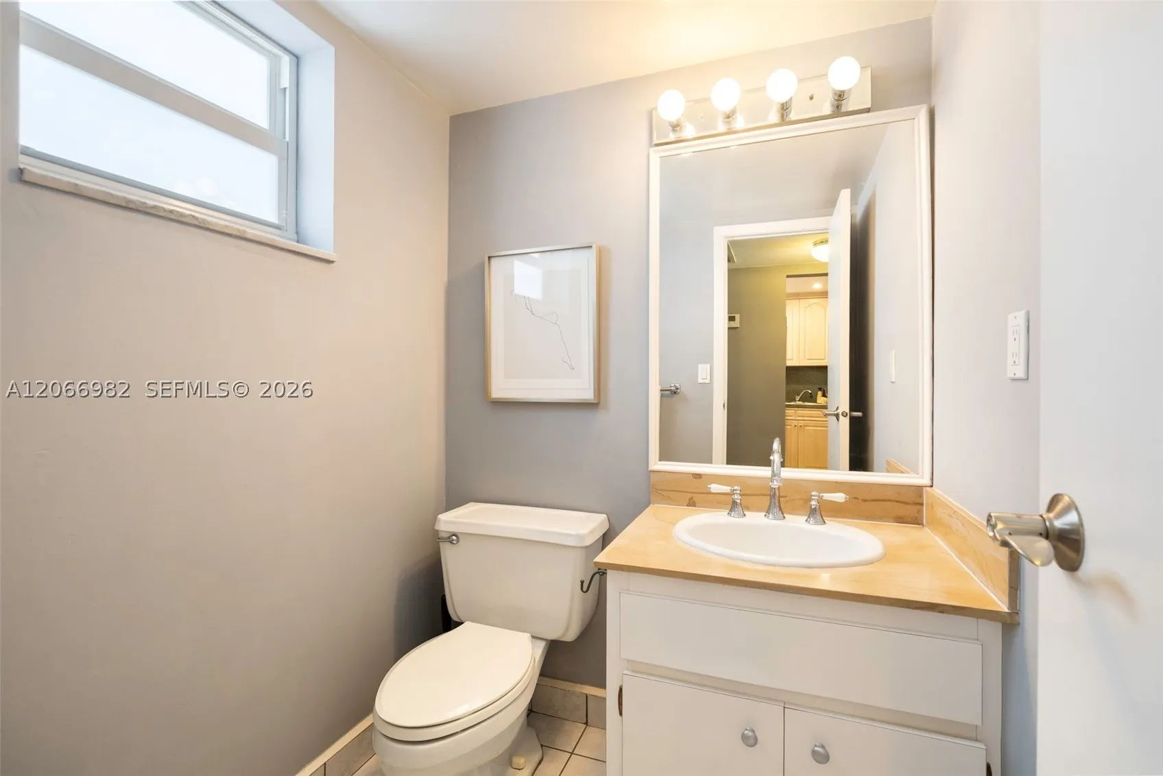 100 Edgewater Dr #309