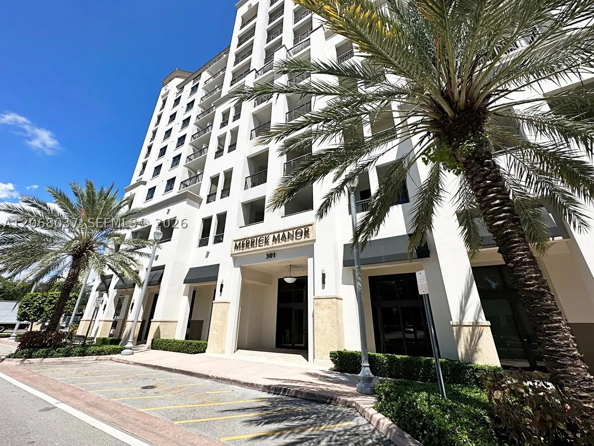 301 Altara Ave #609