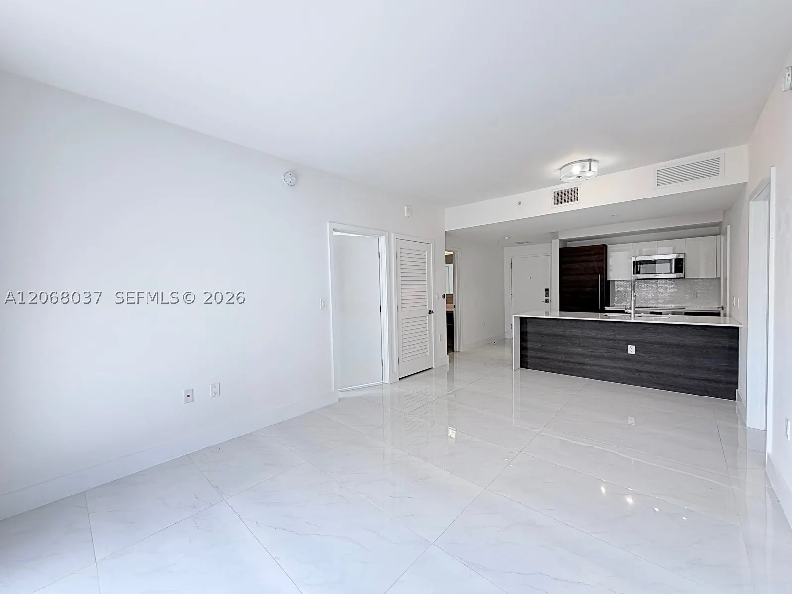 301 Altara Ave #609