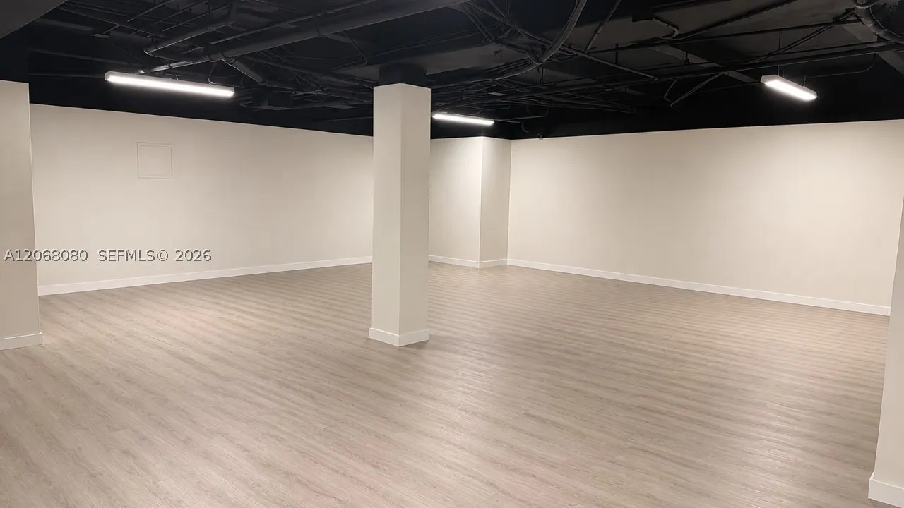 6819 Sunrise Pl