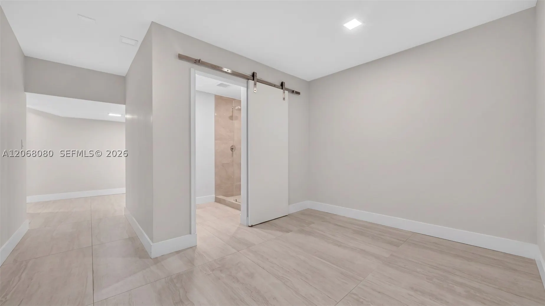 6819 Sunrise Pl
