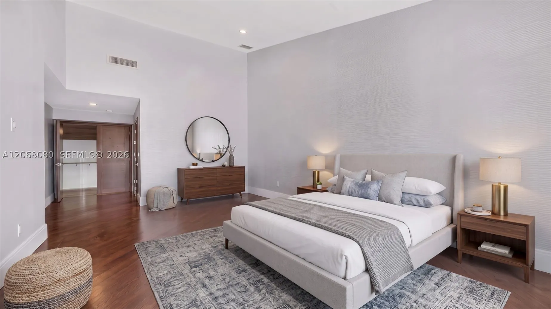 6819 Sunrise Pl