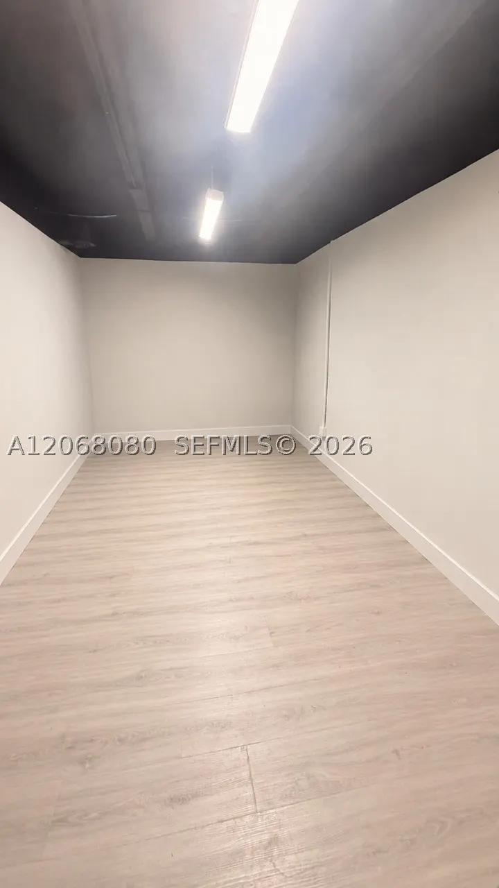 6819 Sunrise Pl