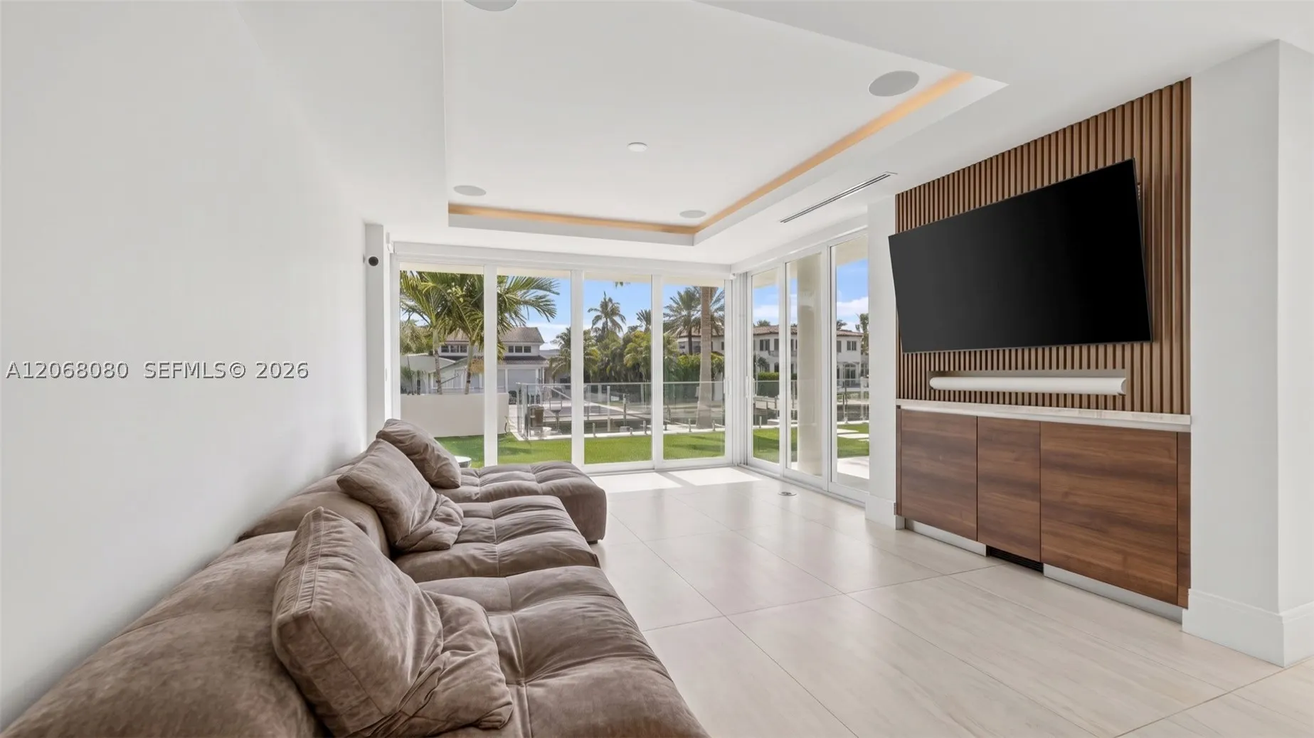 6819 Sunrise Pl