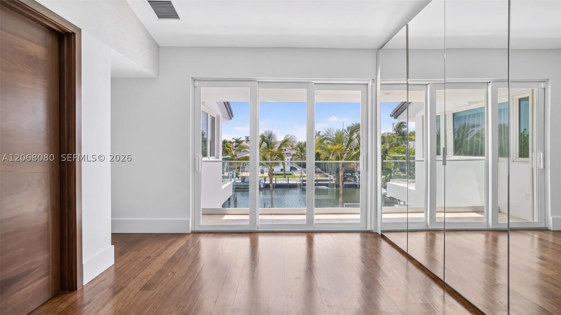 6819 Sunrise Pl