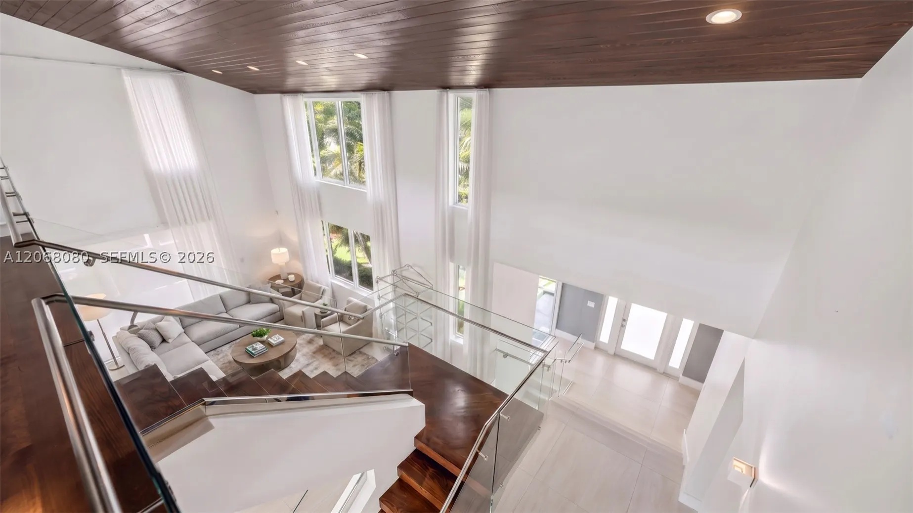 6819 Sunrise Pl