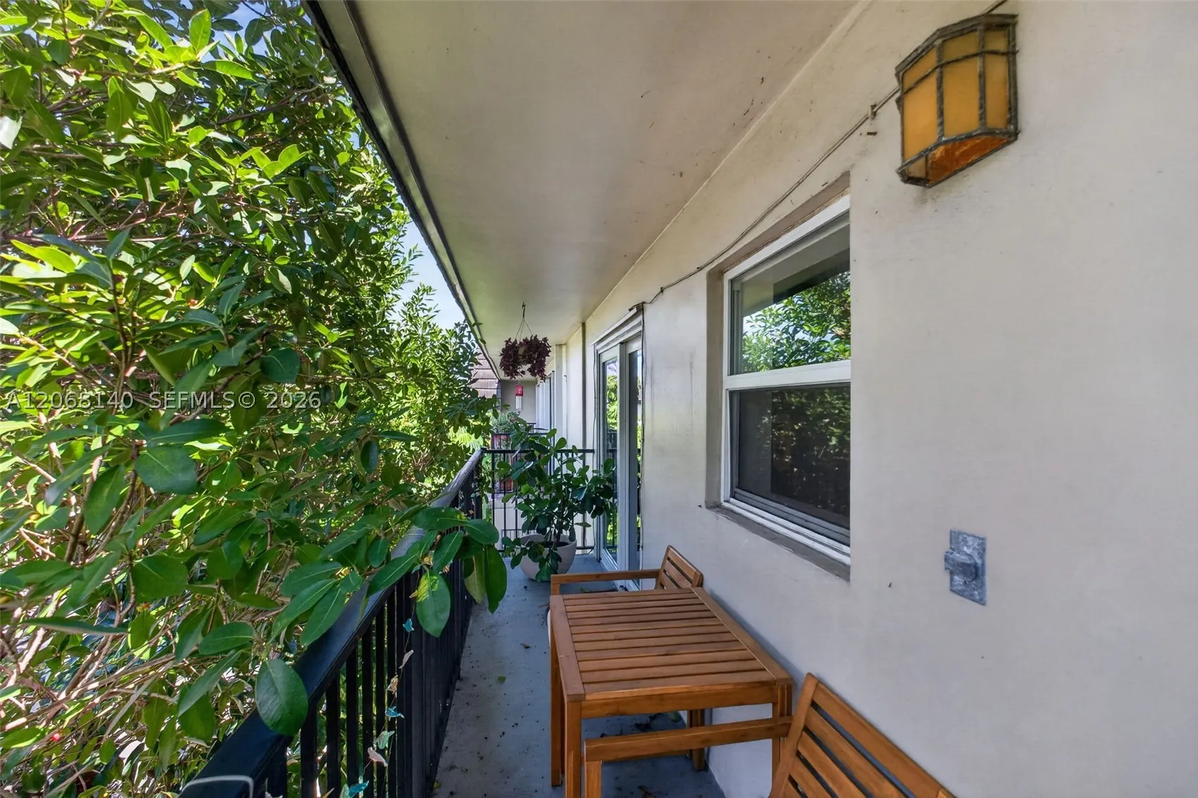 6815 Edgewater Dr #301