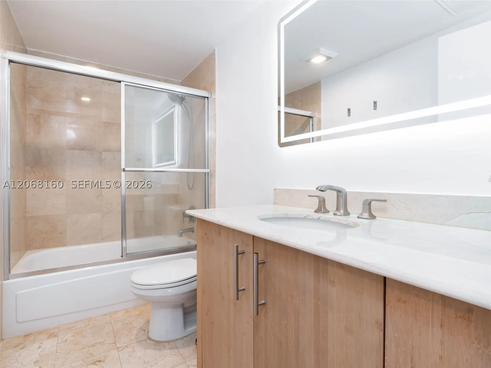10275 Collins Ave #PH1506