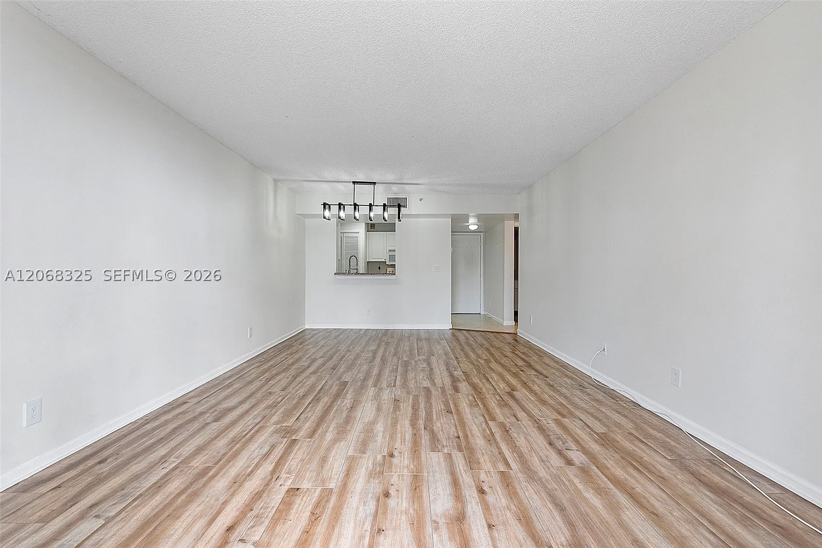 1450 SE 3rd Ave #201