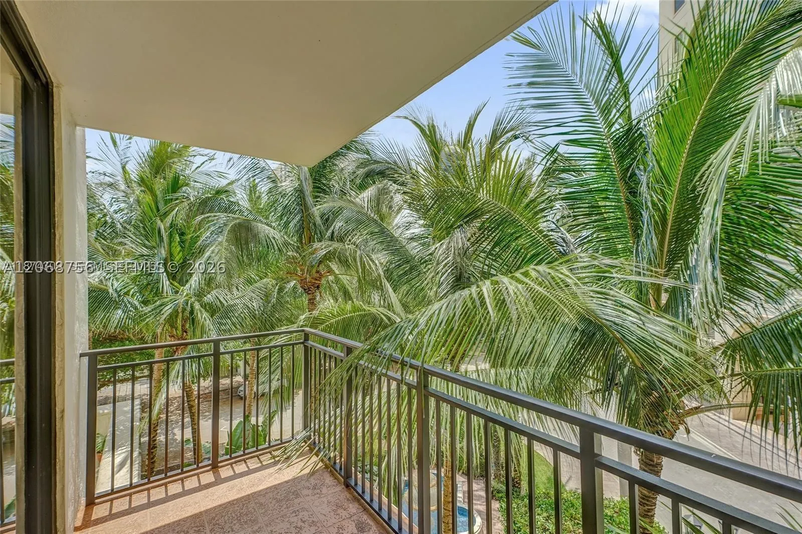 888 S Douglas Rd #304
