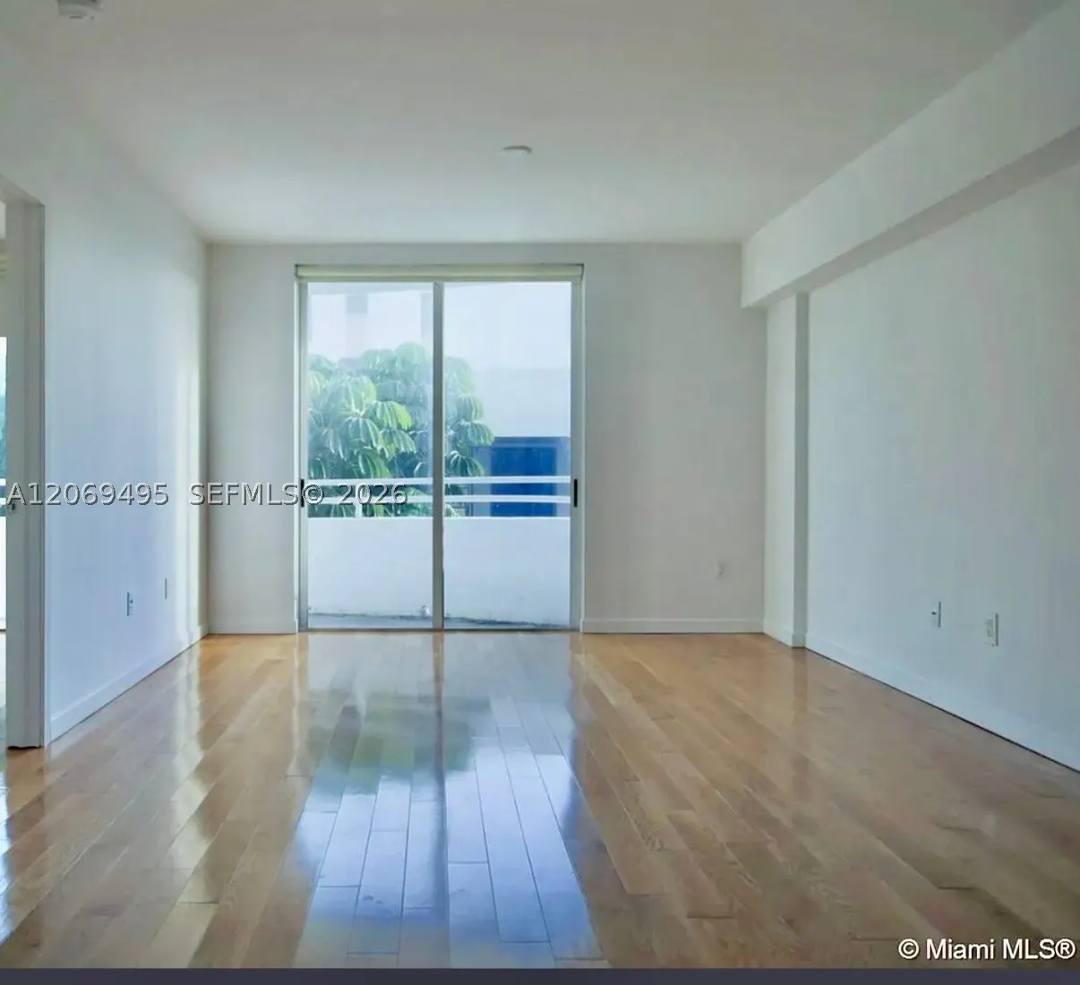 9156 Collins Ave #202