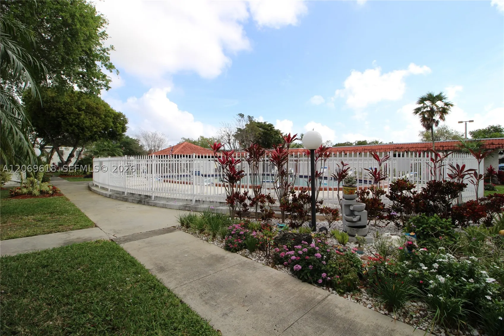 8701 SW 141st St #K6