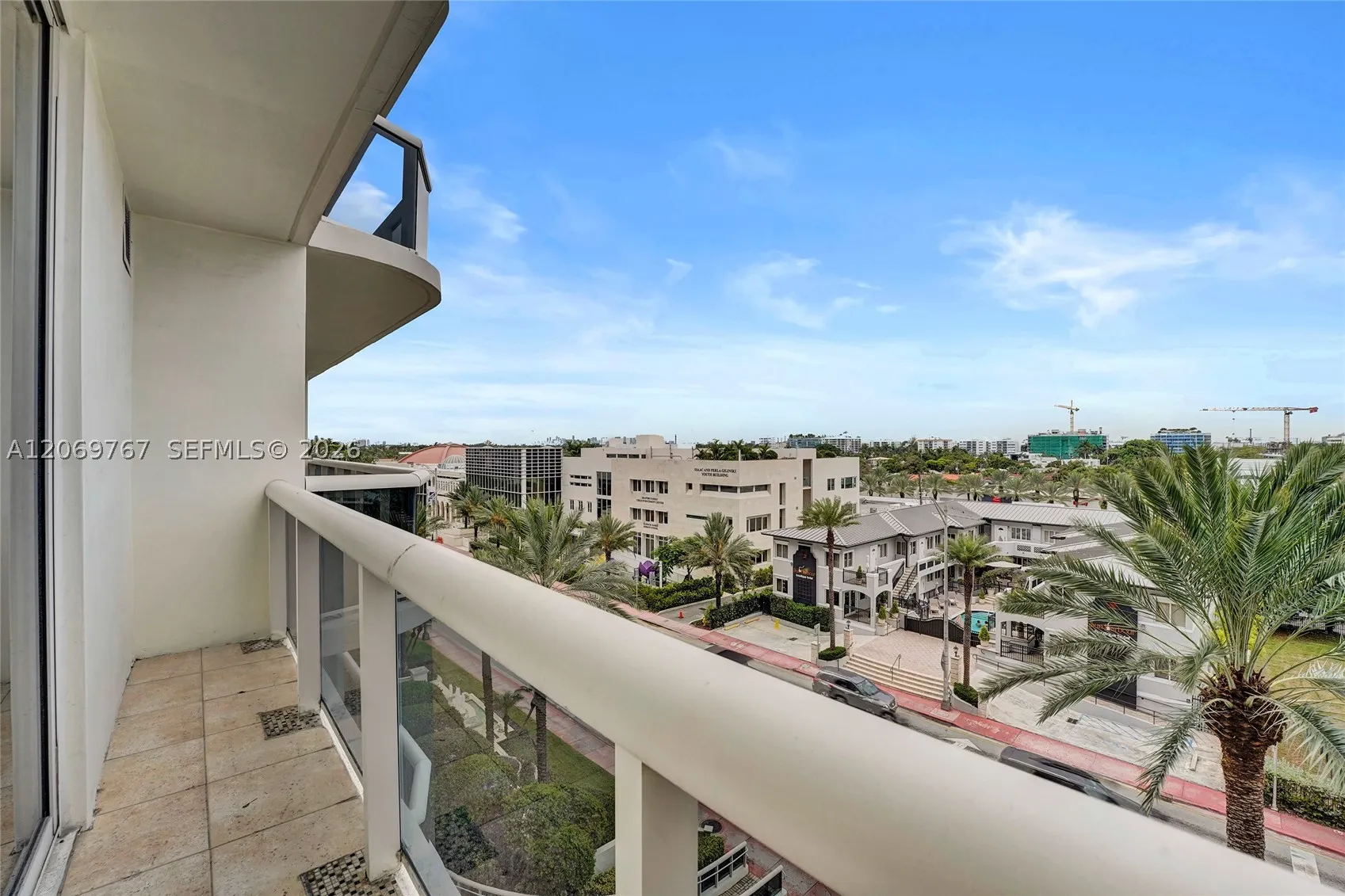 9595 N Collins Ave. #5NG