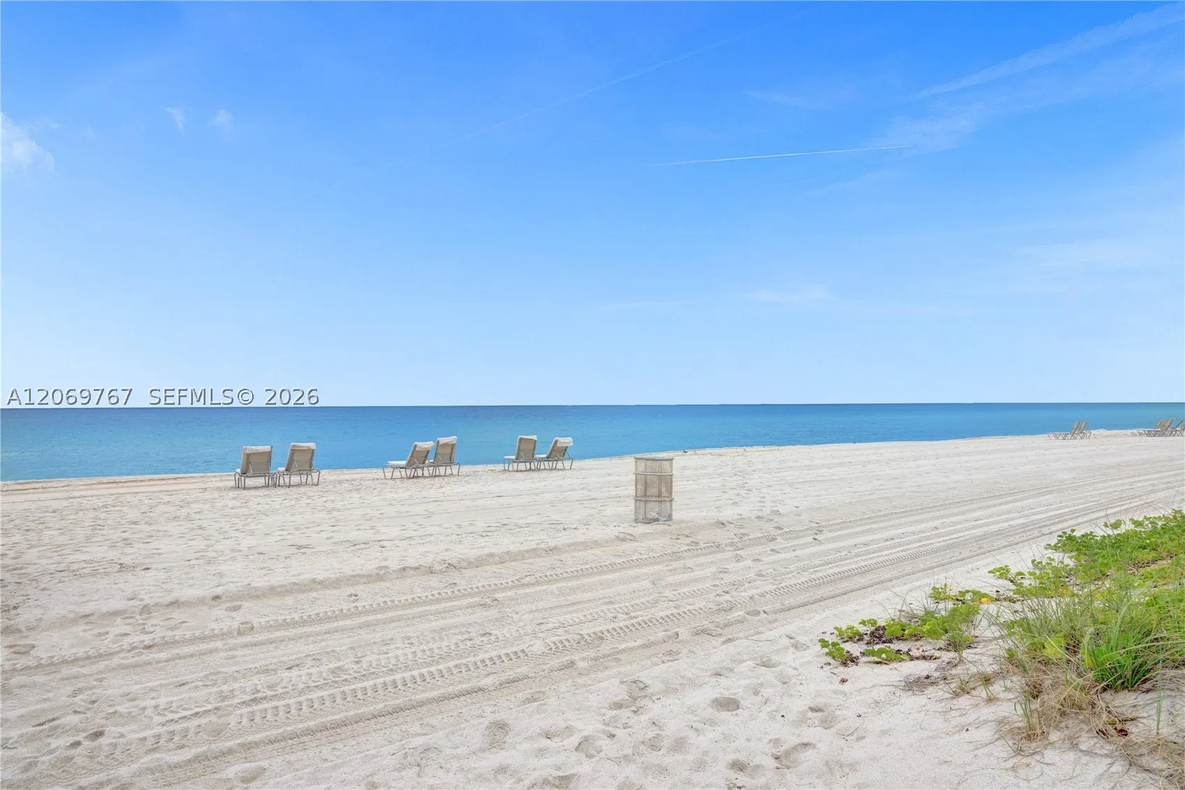 9595 N Collins Ave. #5NG