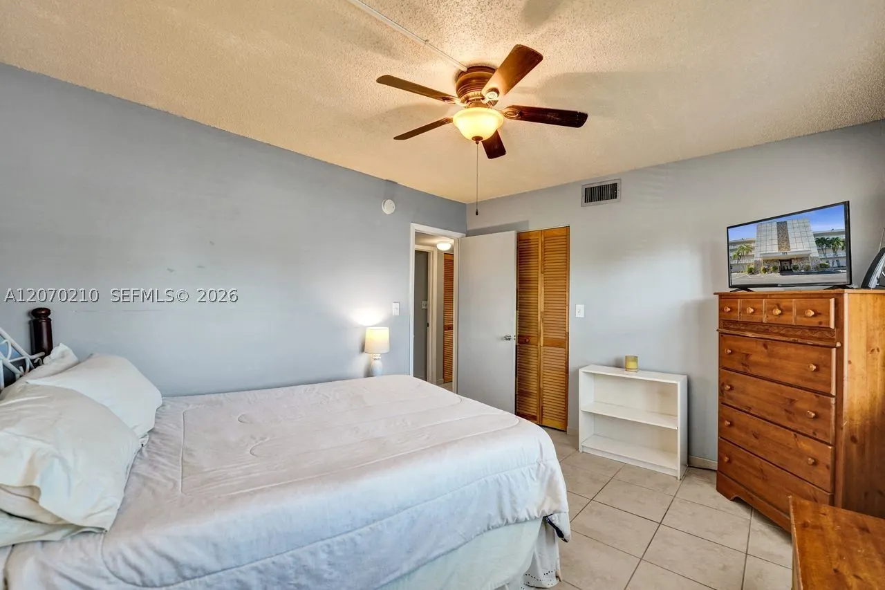 325 SE 11th Ter #107