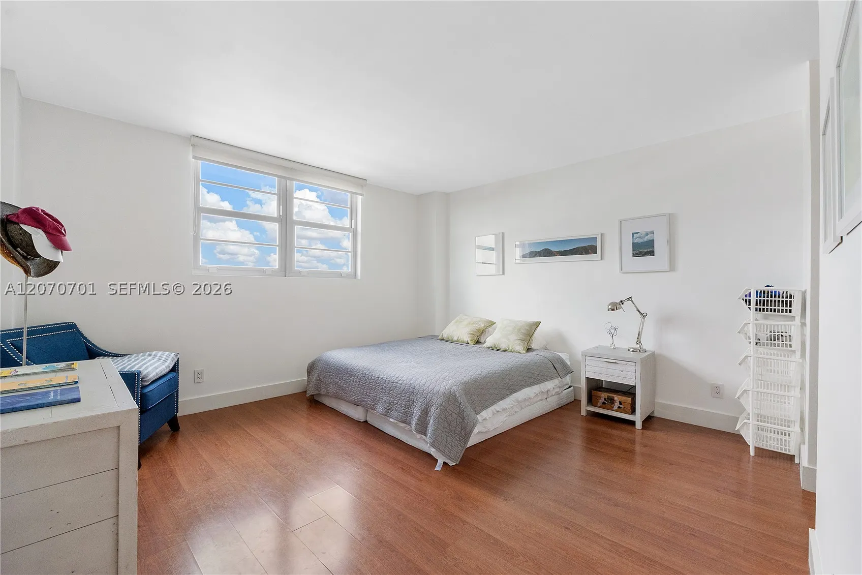 90 Edgewater Dr #917