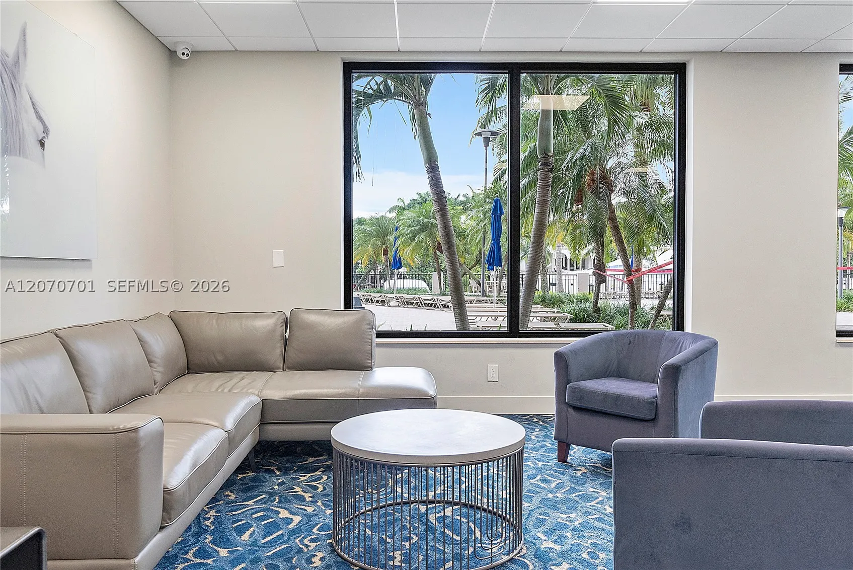 90 Edgewater Dr #917