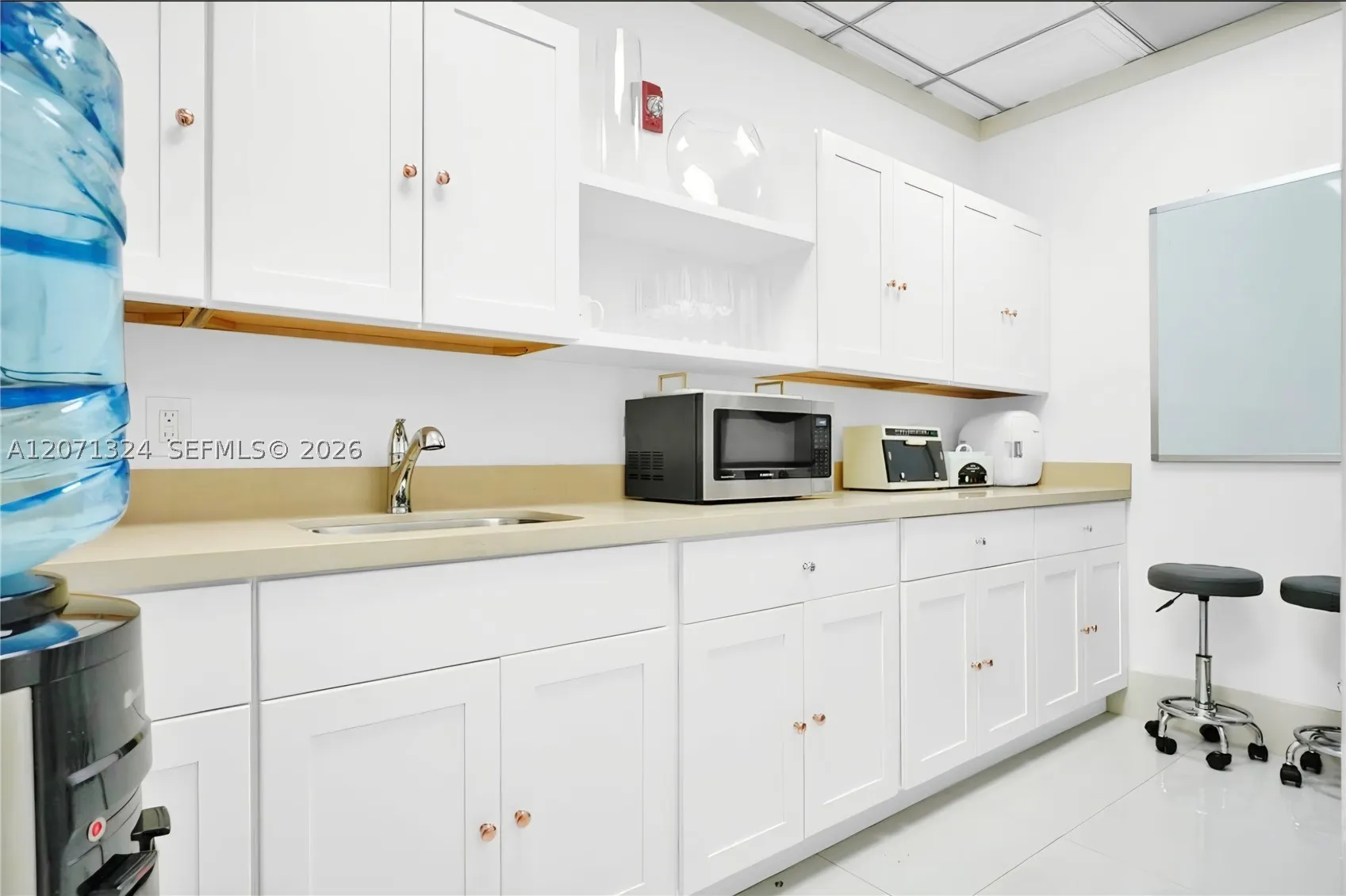 323 Sunny Isles Blvd