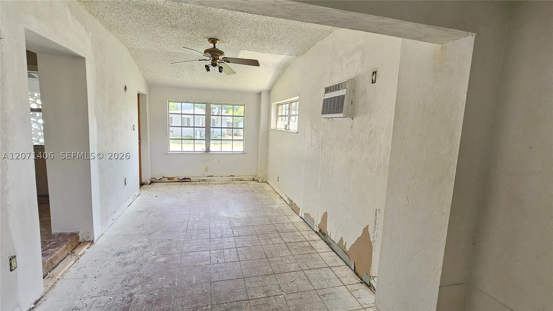 214 SW 2nd Pl