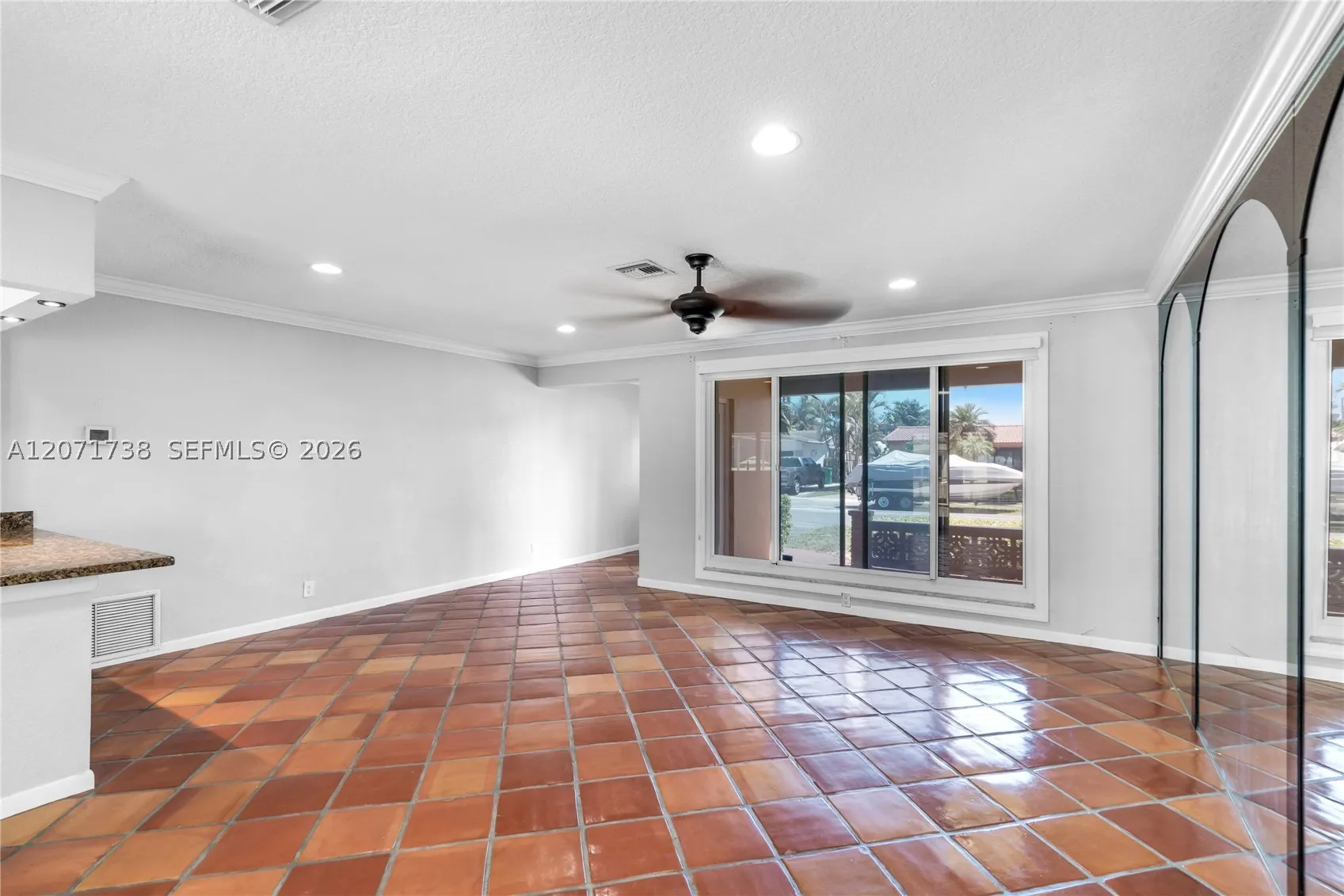 1424 Nautilus Isle