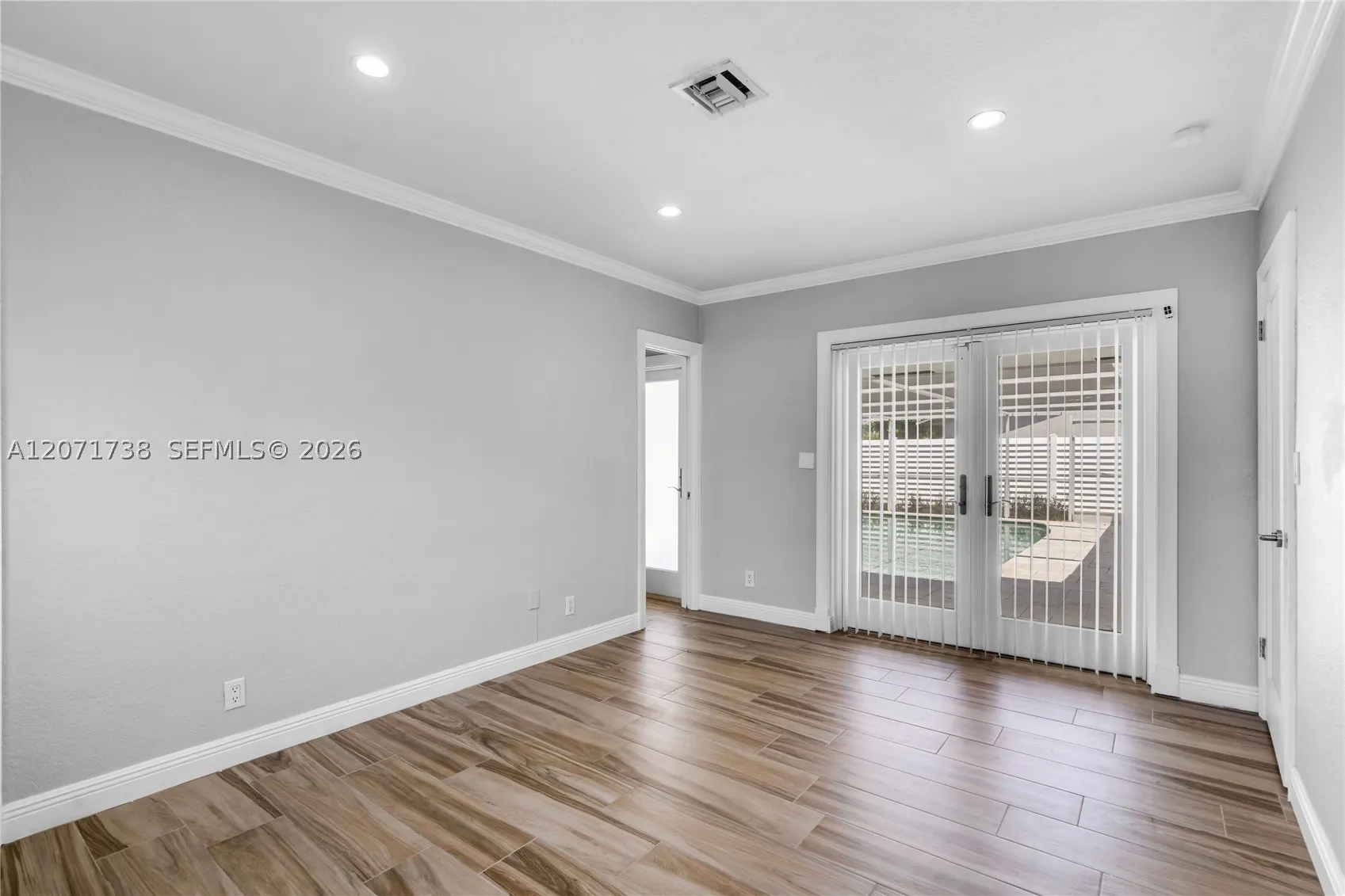 1424 Nautilus Isle