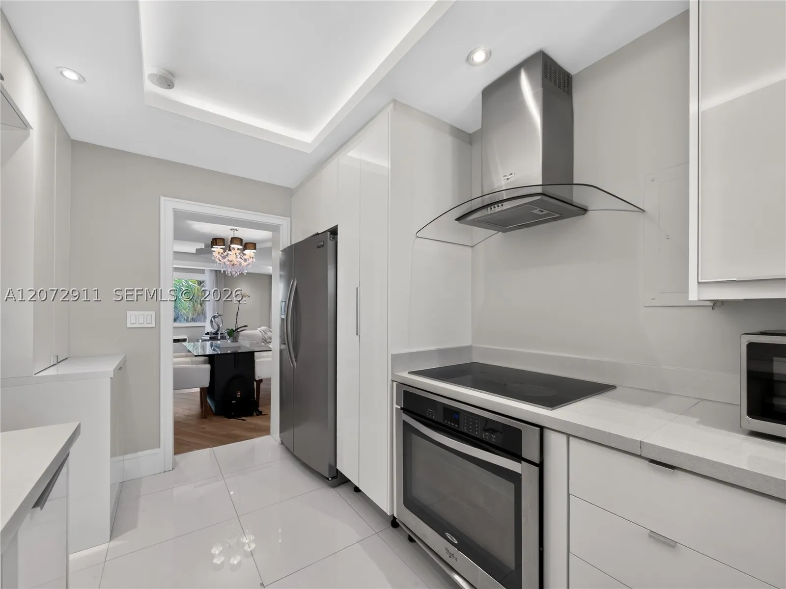 10190 Collins Ave #204