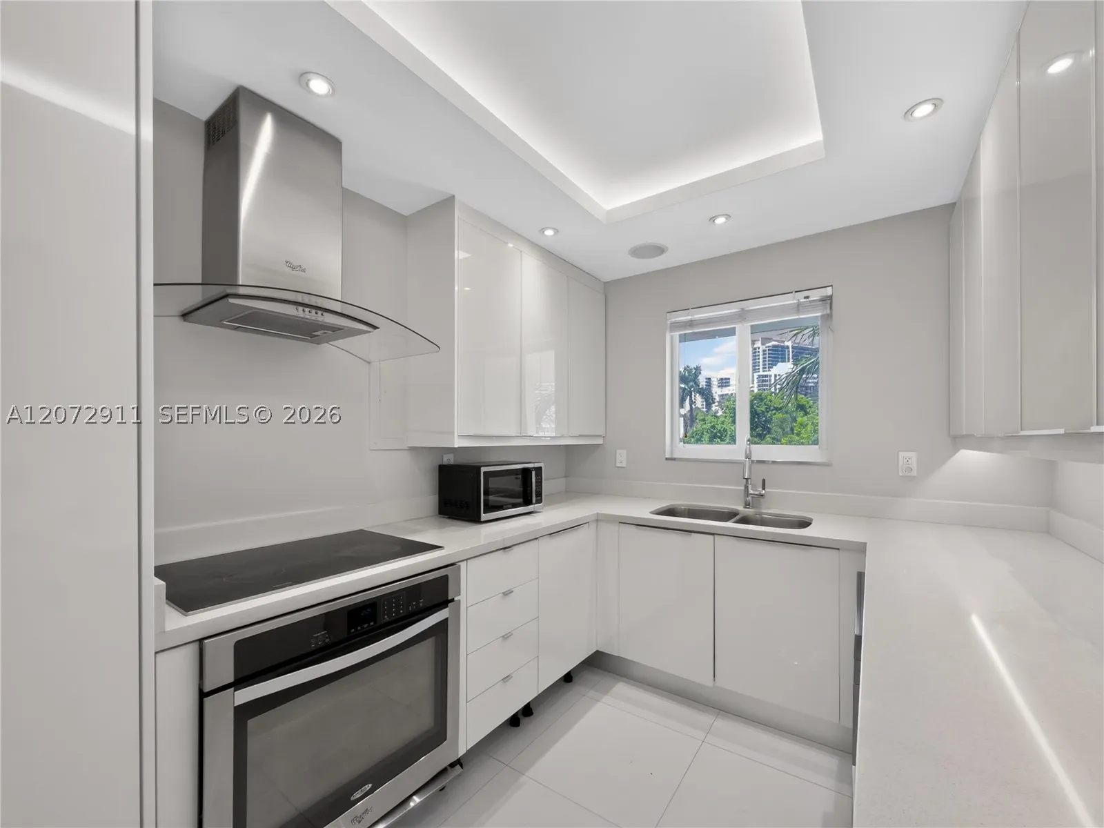 10190 Collins Ave #204