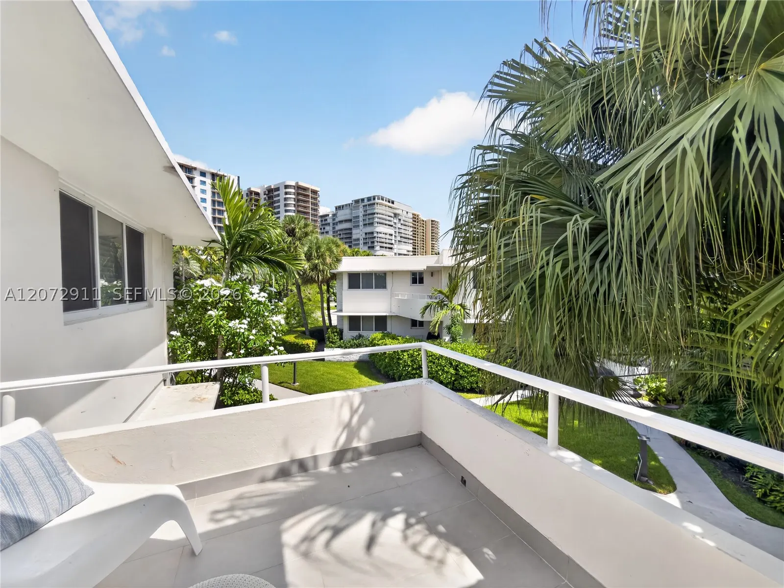 10190 Collins Ave #204