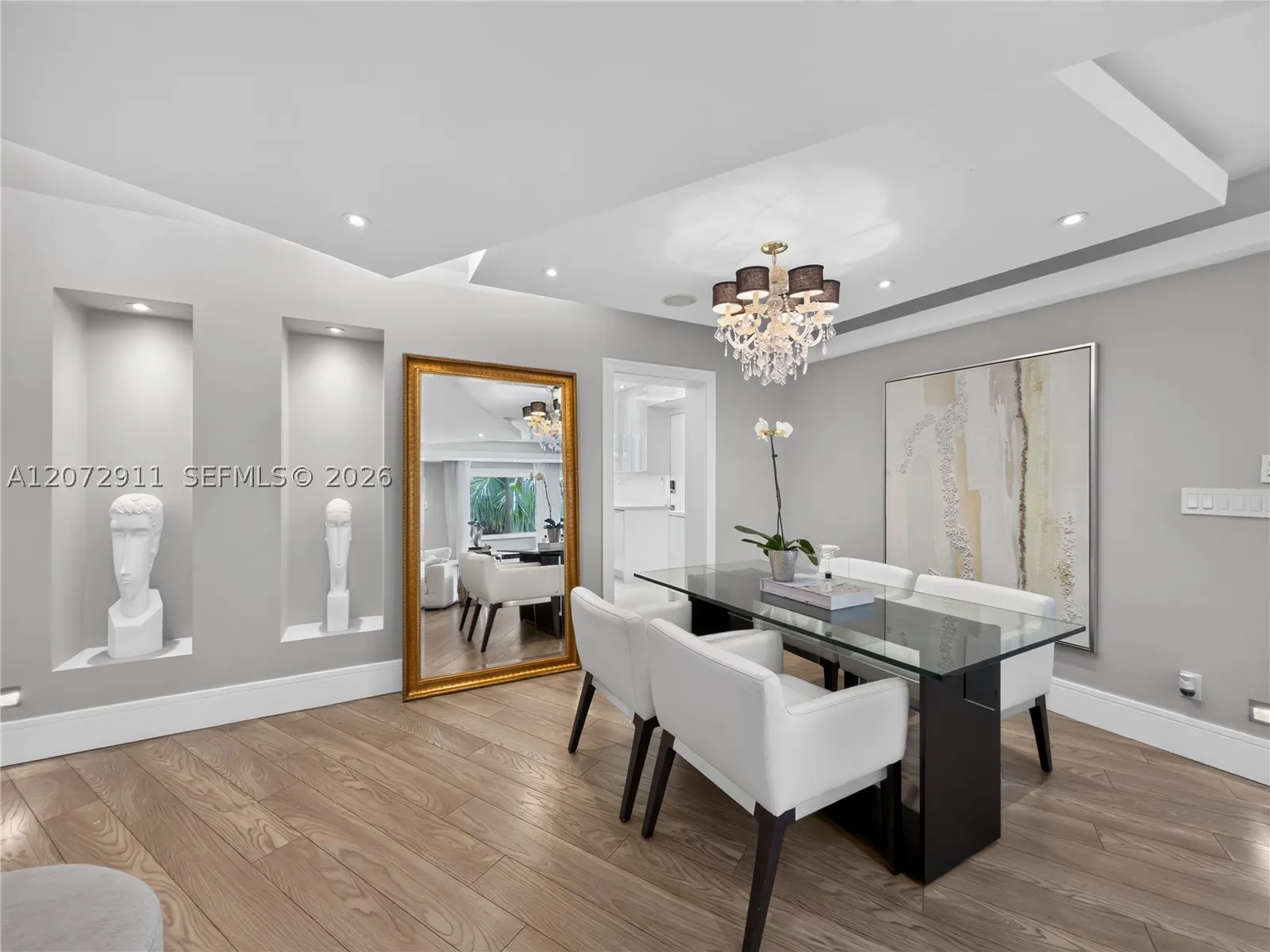 10190 Collins Ave #204