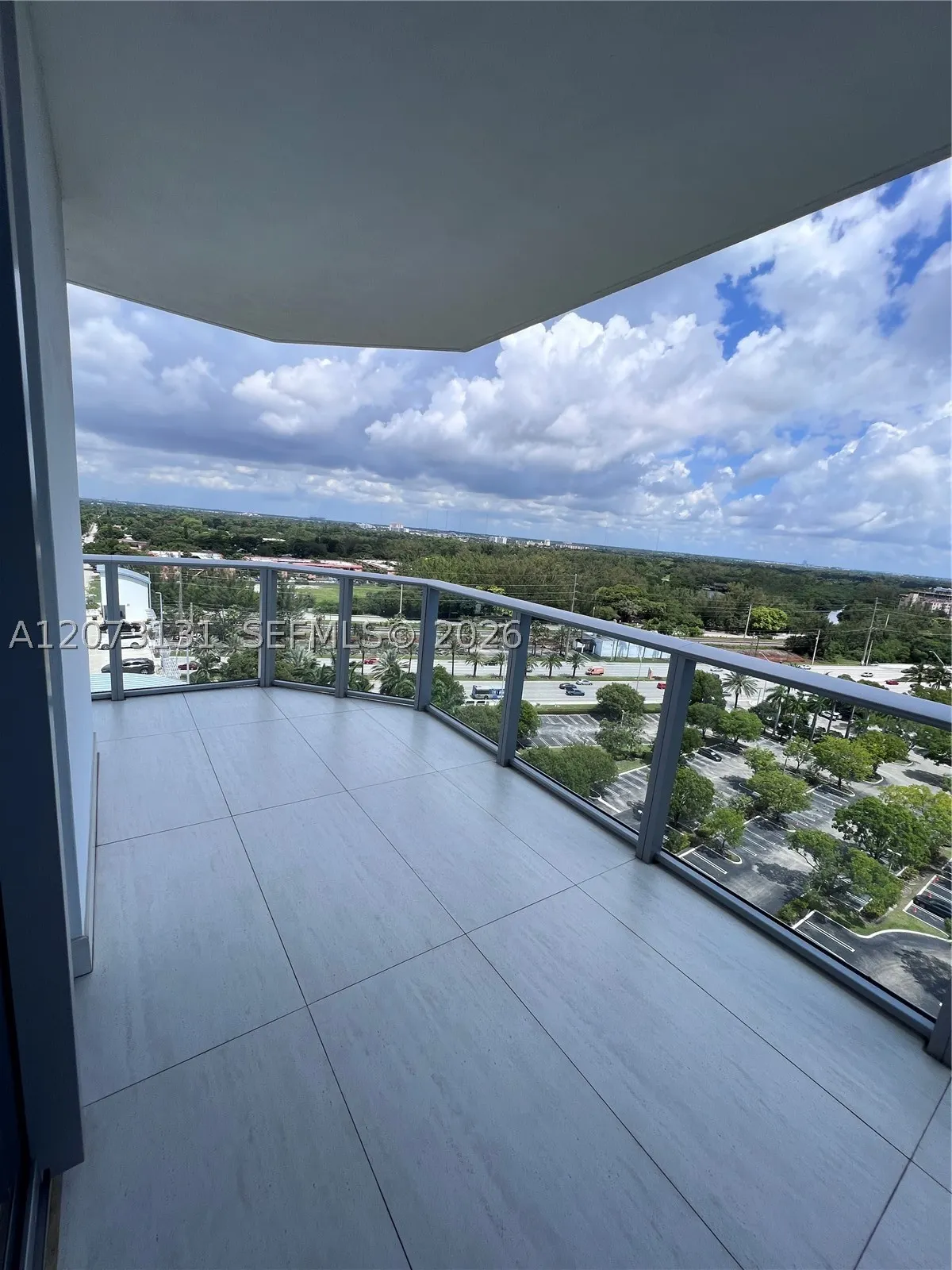 17301 Biscayne Blvd #1402
