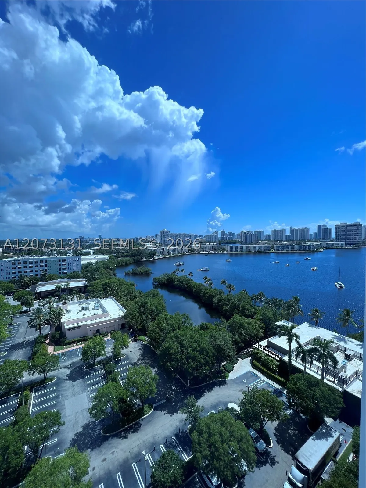 17301 Biscayne Blvd #1402