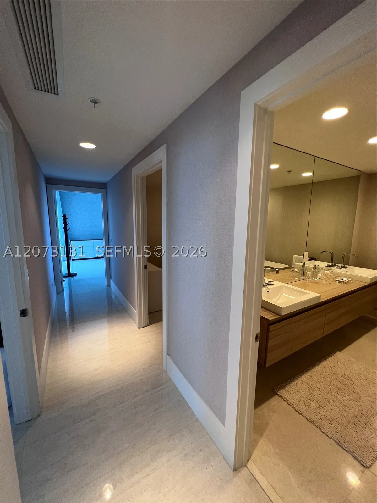 17301 Biscayne Blvd #1402