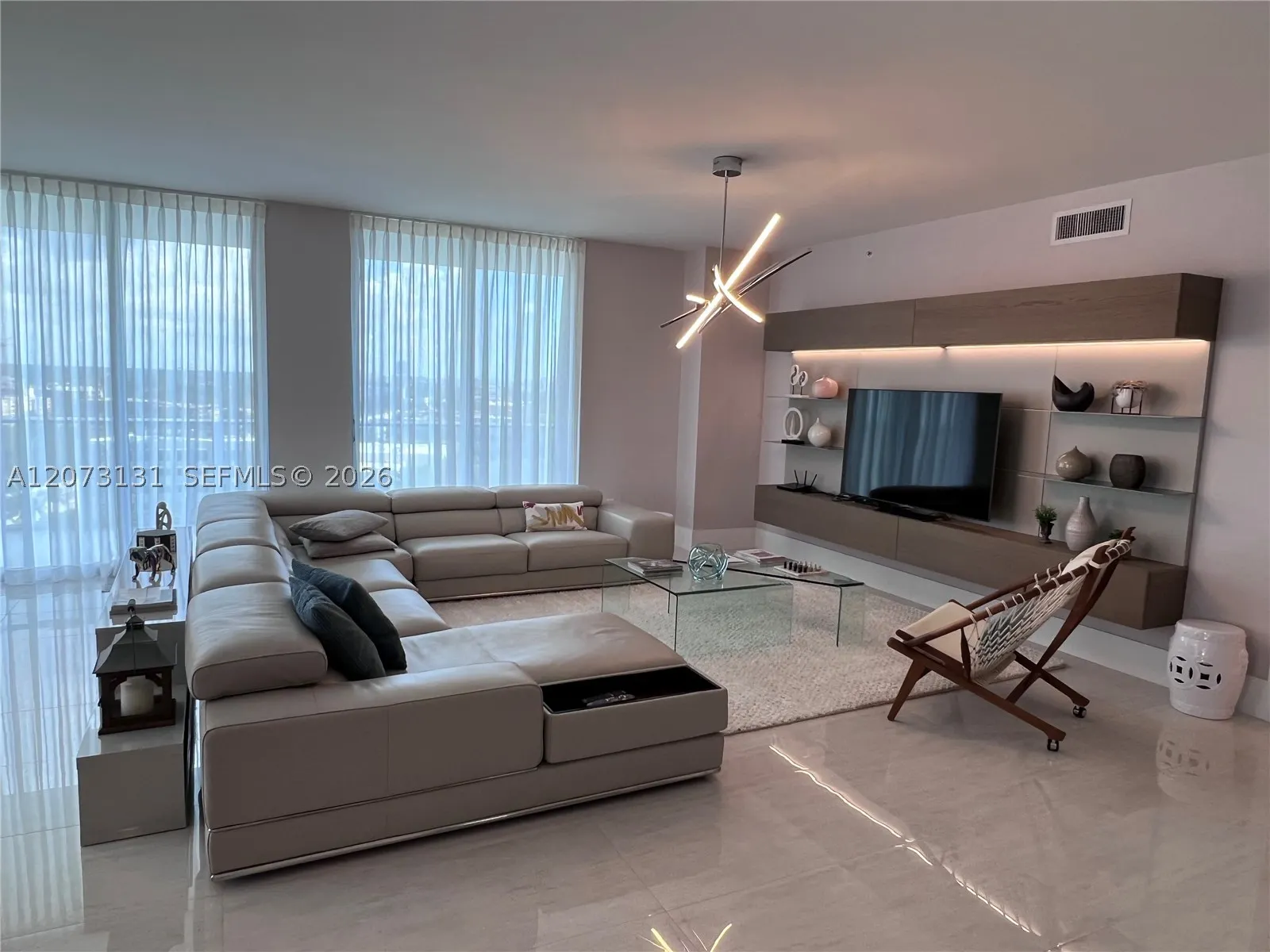 17301 Biscayne Blvd #1402