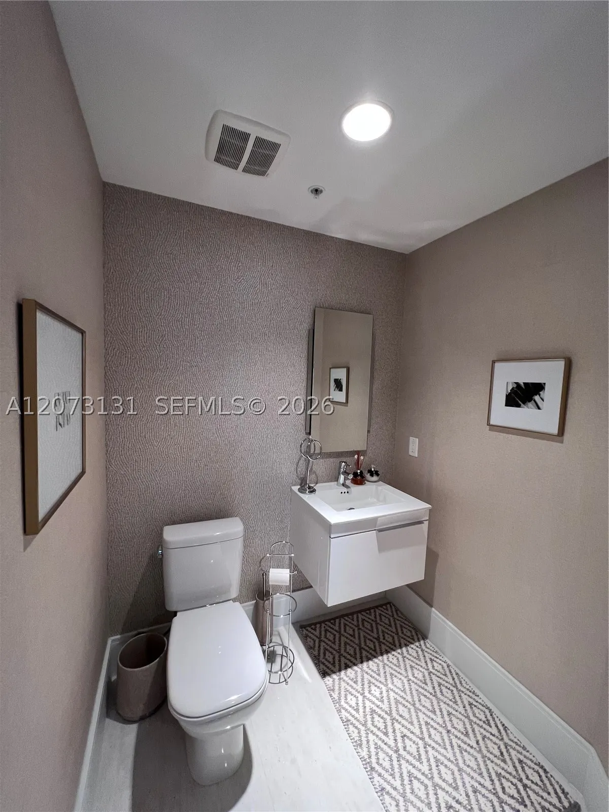 17301 Biscayne Blvd #1402