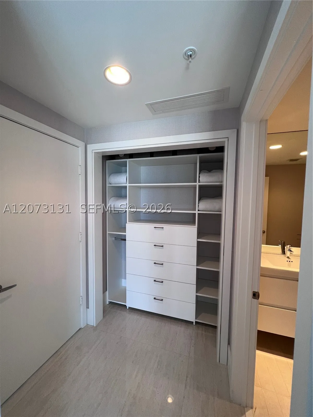 17301 Biscayne Blvd #1402