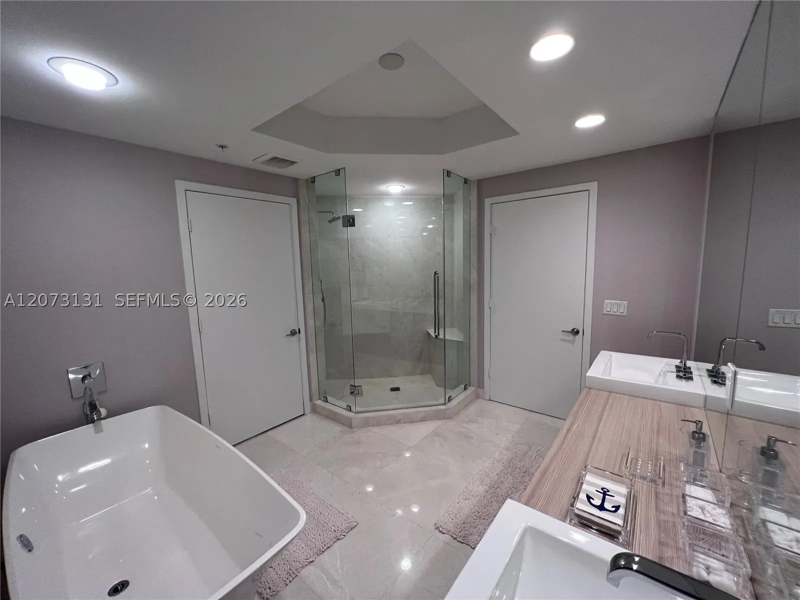 17301 Biscayne Blvd #1402