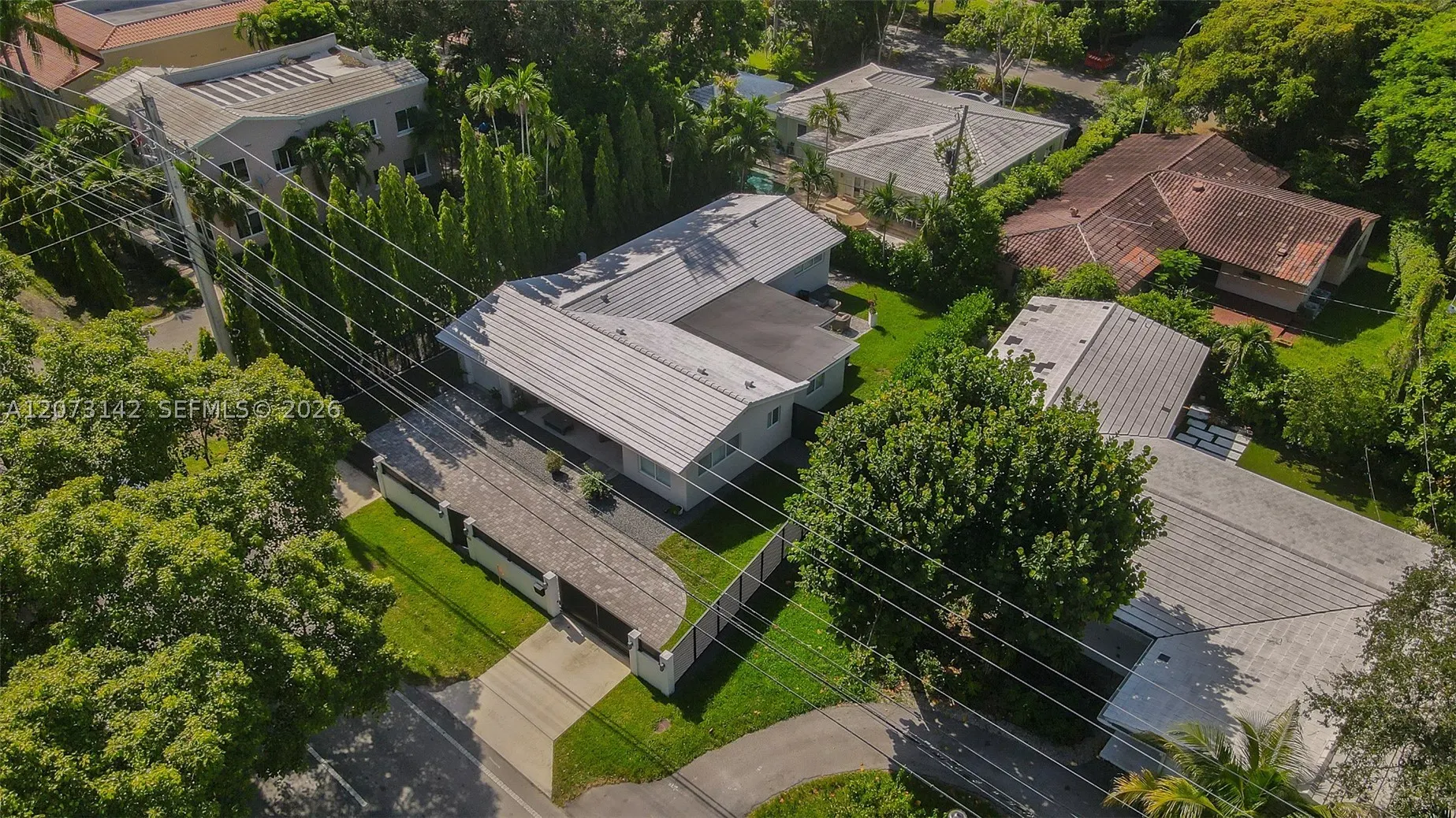 932 Bird Rd