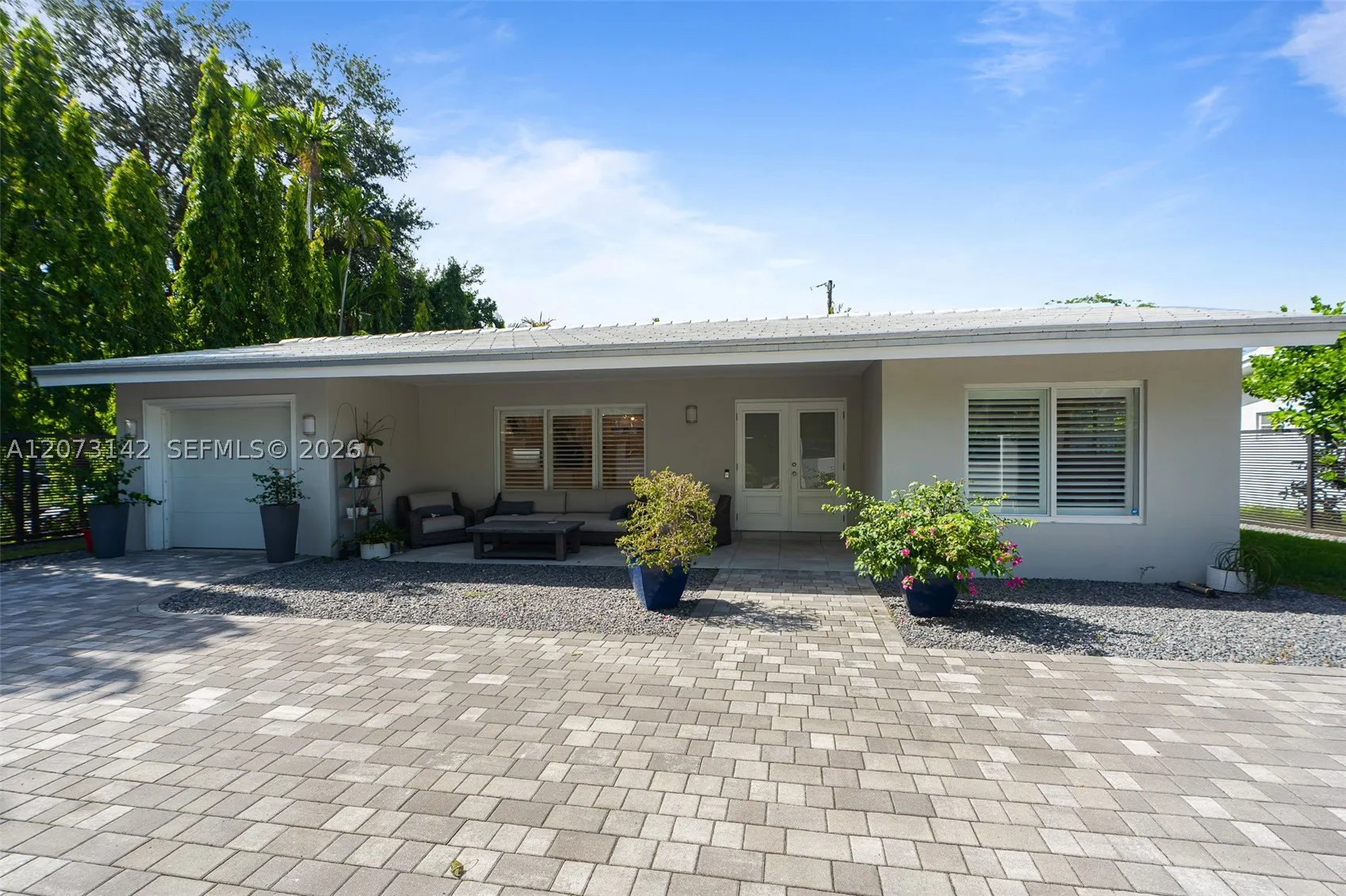 932 Bird Rd