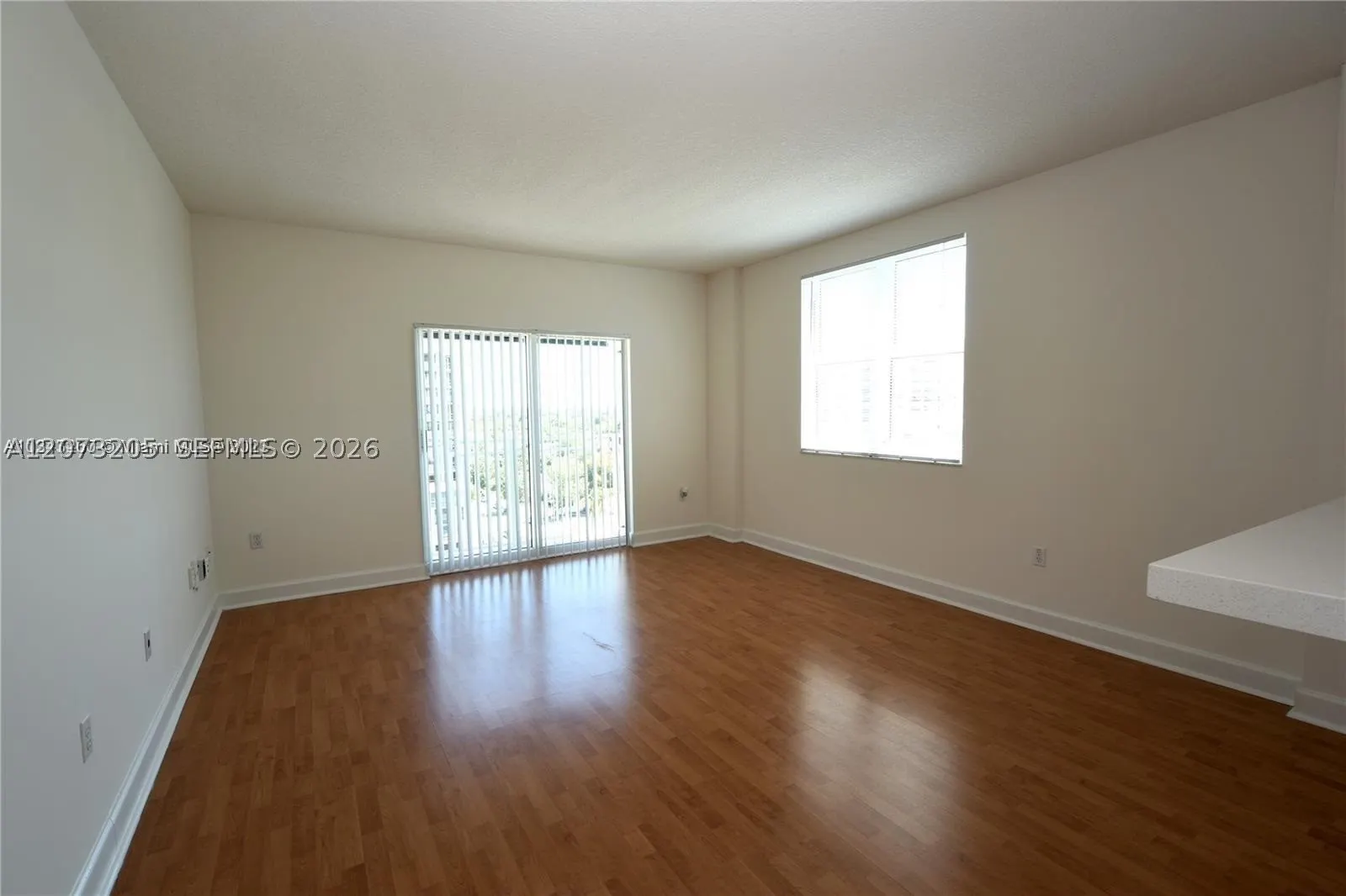 50 Menores Ave #802