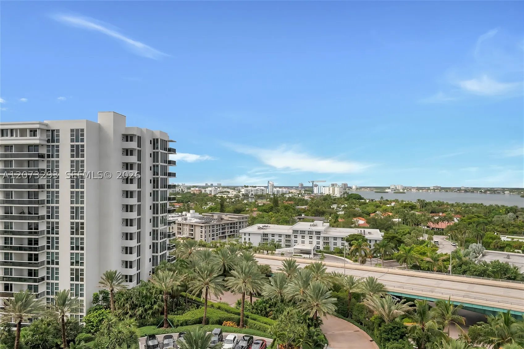 10295 Collins Ave #804
