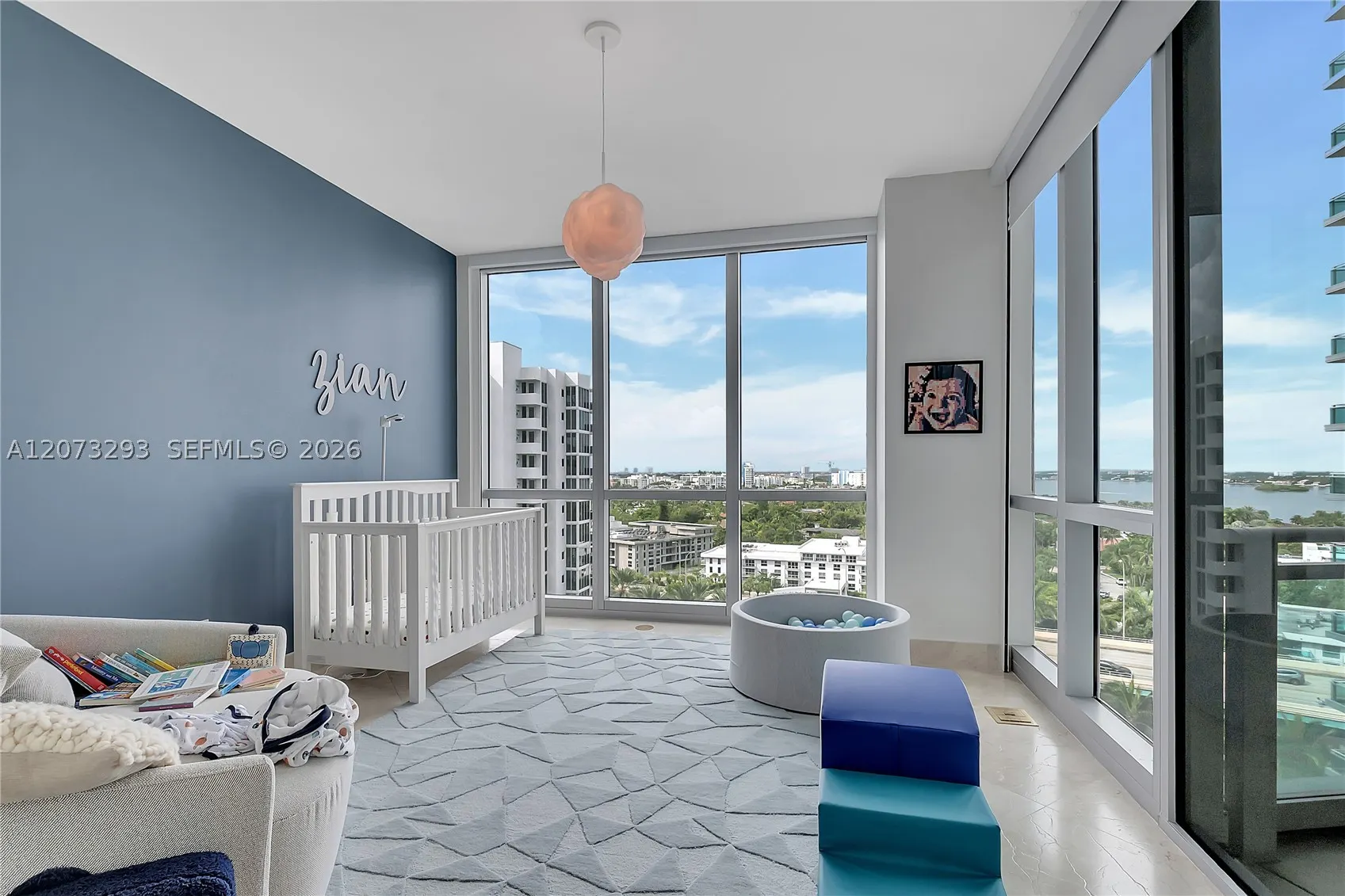 10295 Collins Ave #804