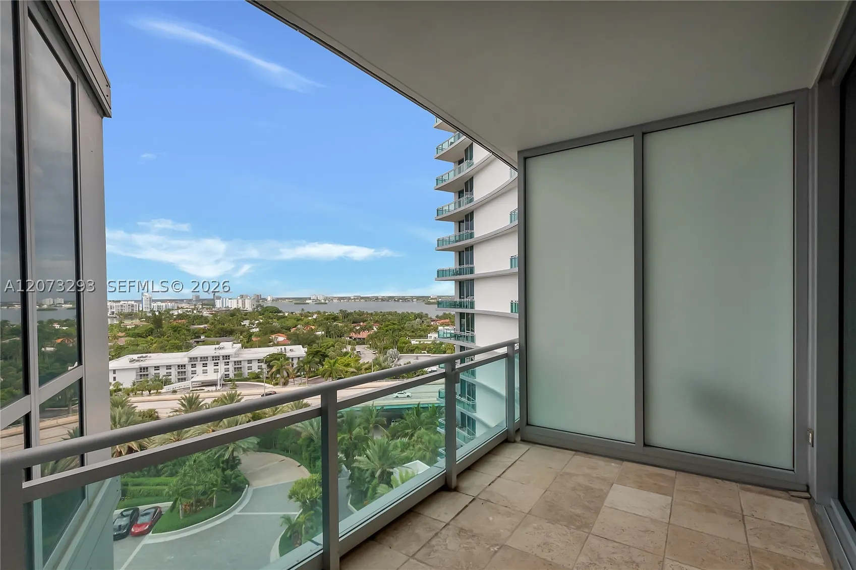 10295 Collins Ave #804