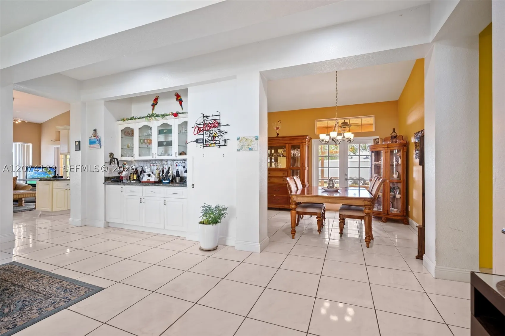 1006 Bayberry Loop
