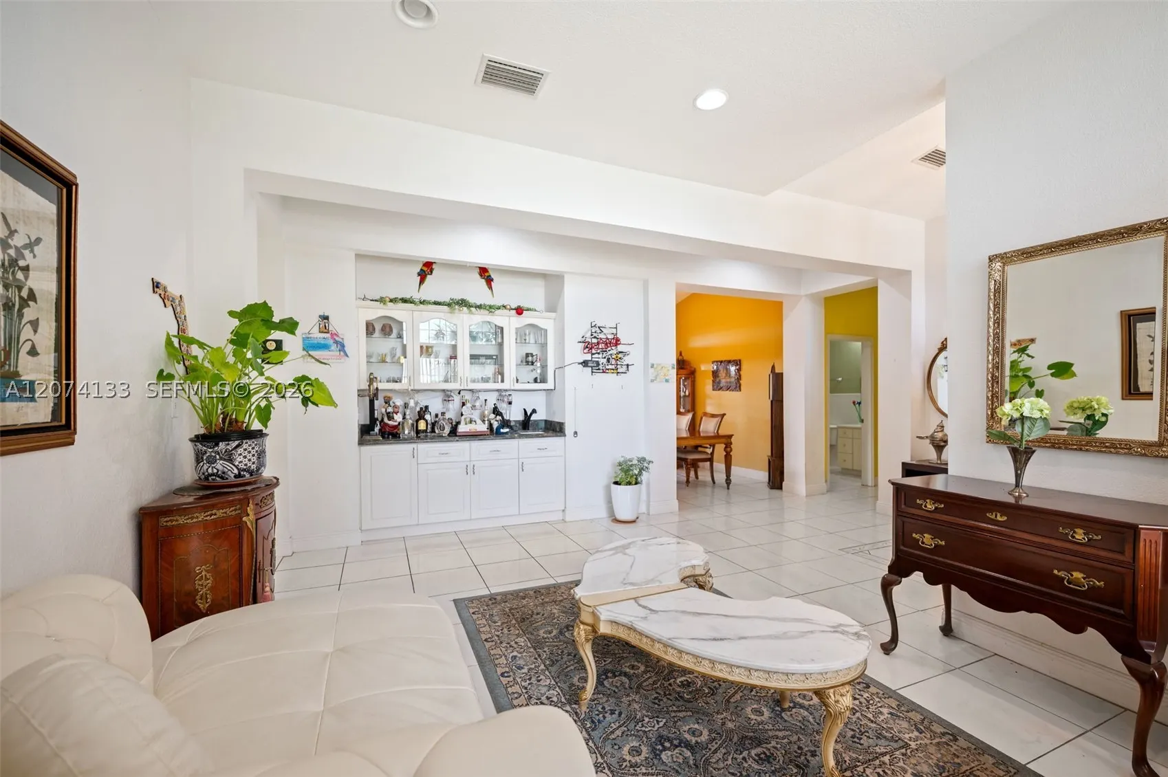 1006 Bayberry Loop