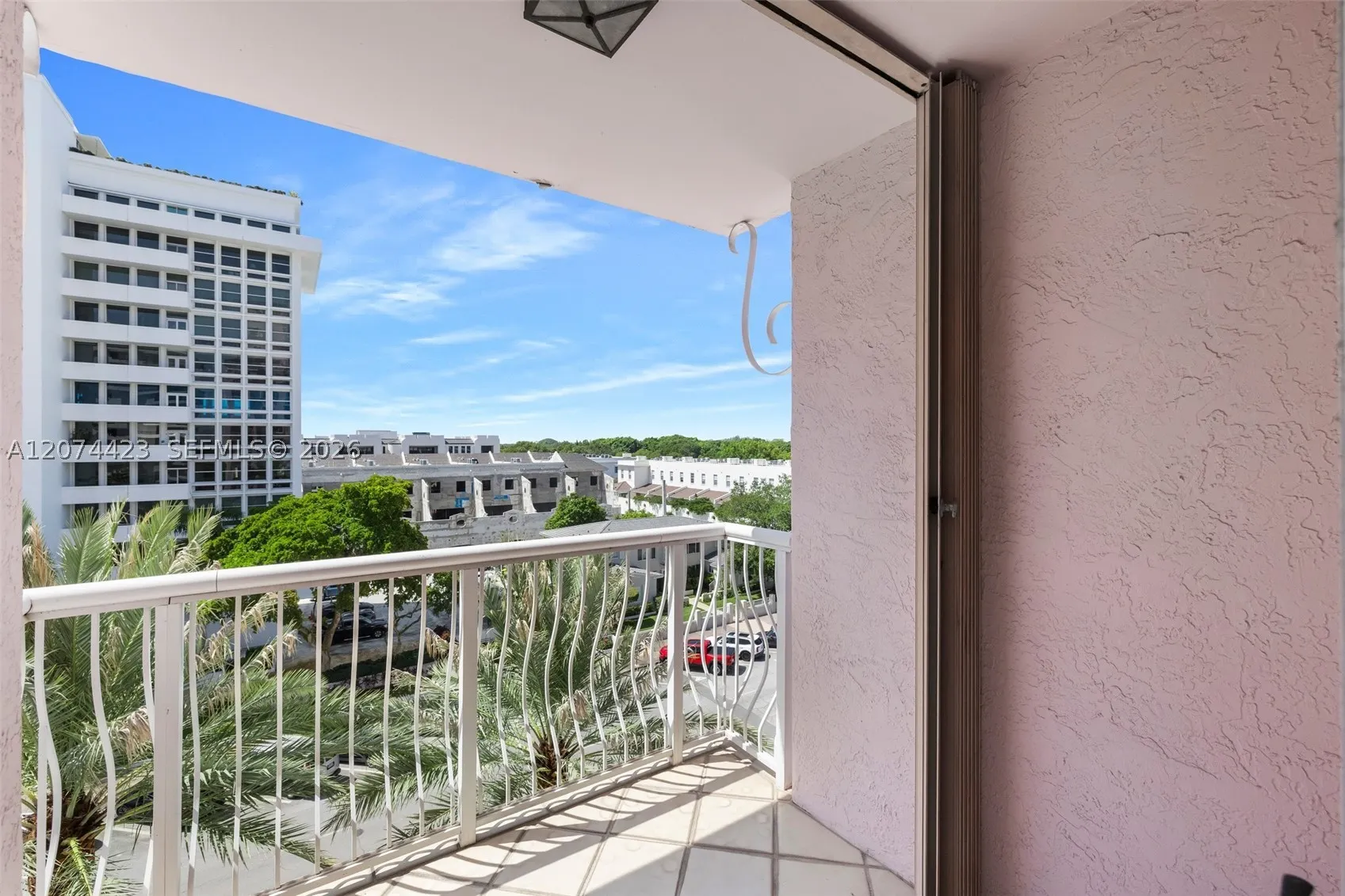 721 Biltmore Way #601